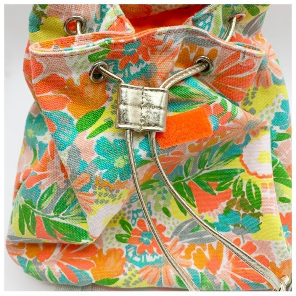 Little Girls Floral Target Cloth Backpack NWOT - Picture 4 of 10